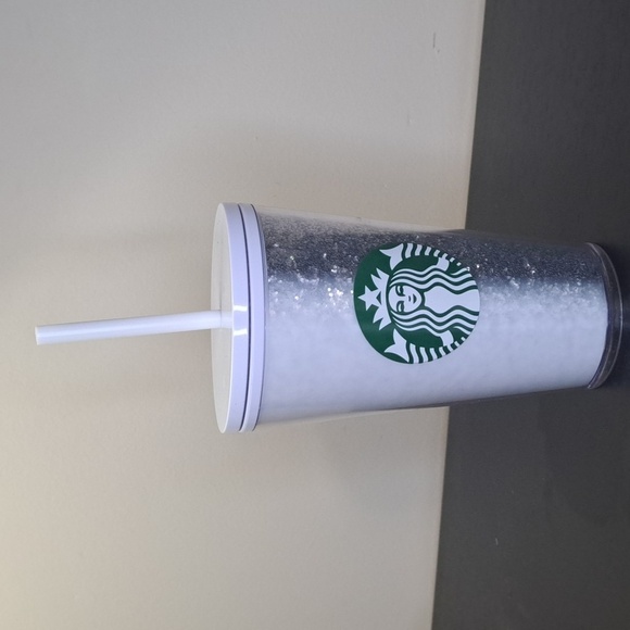 Starbucks Holiday 2020 White Silver Glitter Ombre Grande 16 oTumbler - Picture 6 of 7